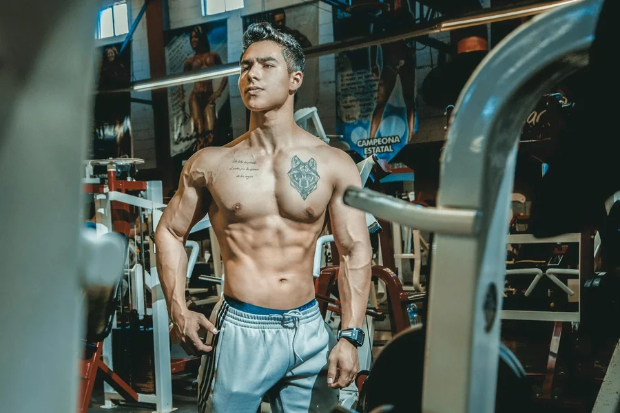 Foto fitness gerada por IA - exemplo de resultado FotoIA